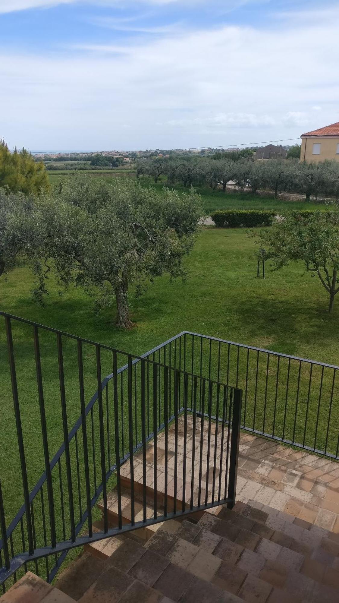 Punta Aderci Rooms 瓦斯托 外观 照片